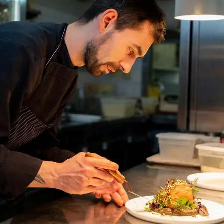 & Restaurant Bestenheider Stuben