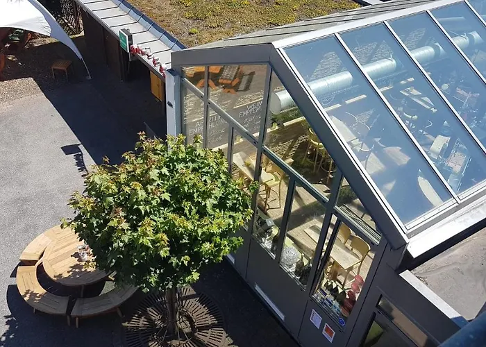 & Restaurant Bestenheider Stuben 4*