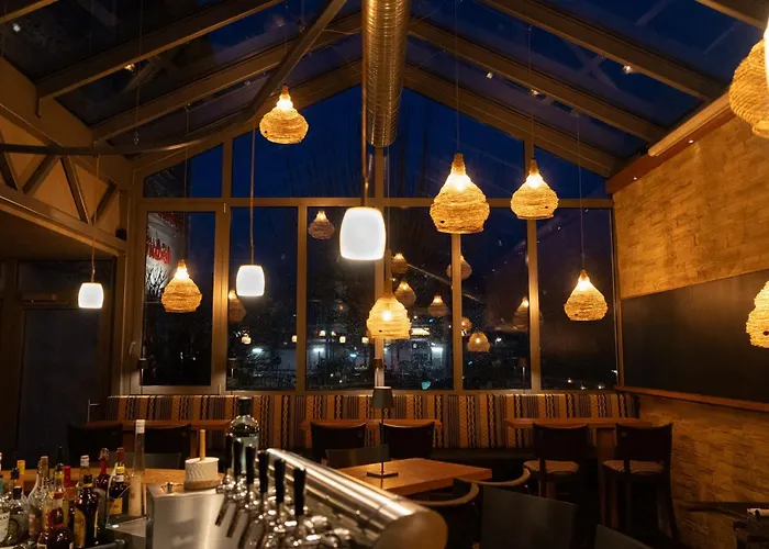 & Restaurant Bestenheider Stuben