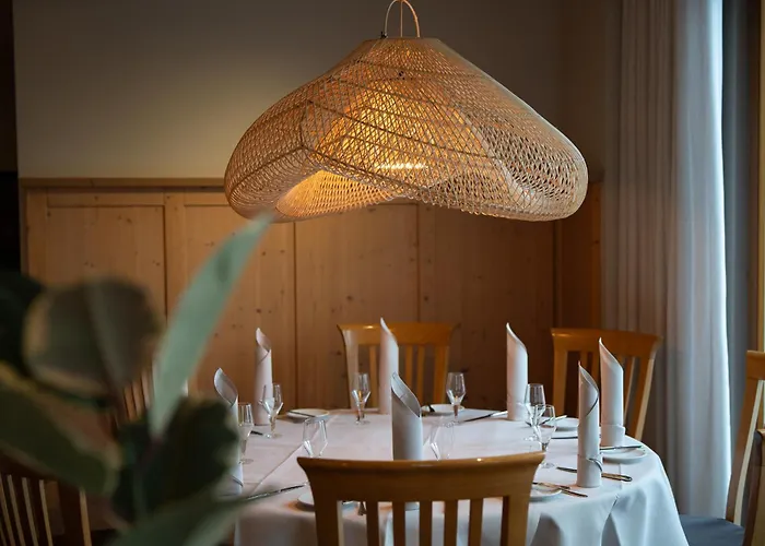 & Restaurant Bestenheider Stuben Szálloda